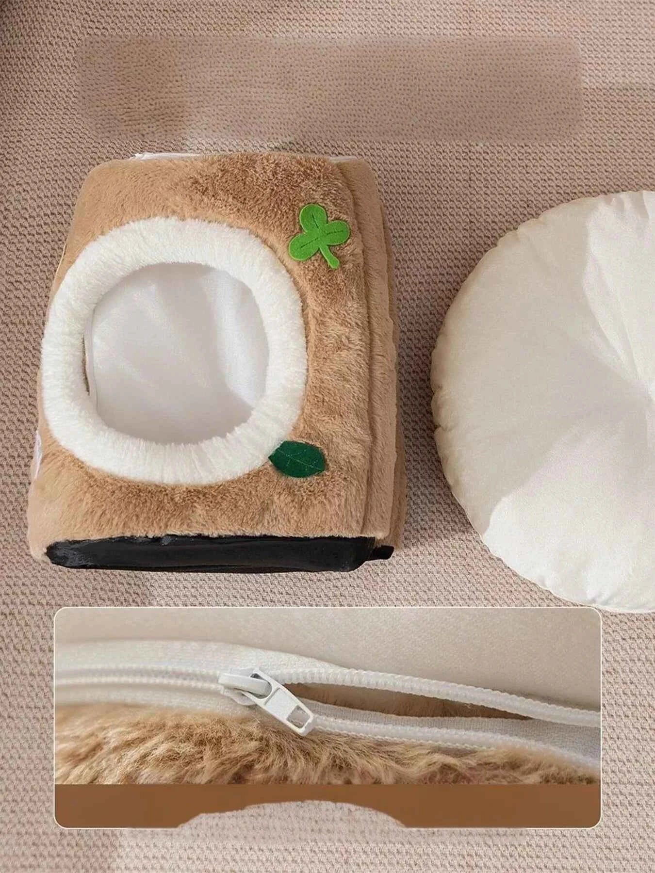 Pet Bed Tree Stump Shaped - Cozy Semi-Enclosed Cave