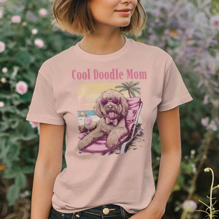 Cool Doodle Mom Beach Scene T-Shirt