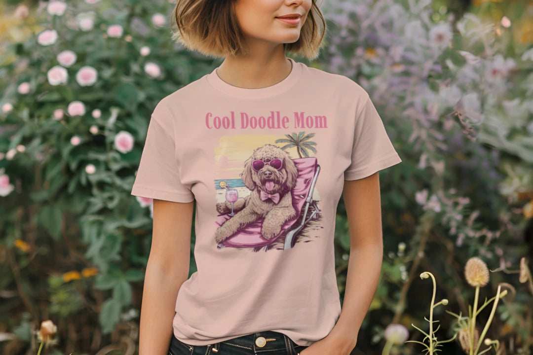Cool Doodle Mom Beach Scene T-Shirt