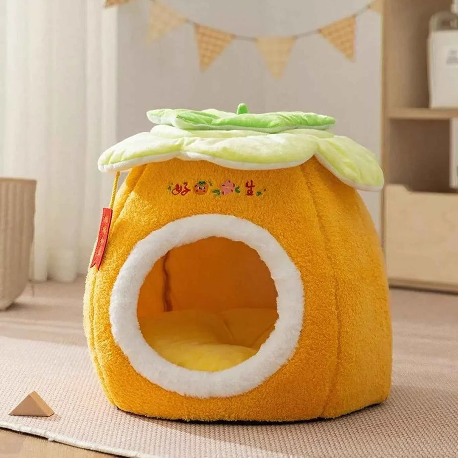 Pet Bed Tree Stump Shaped - Cozy Semi-Enclosed Cave