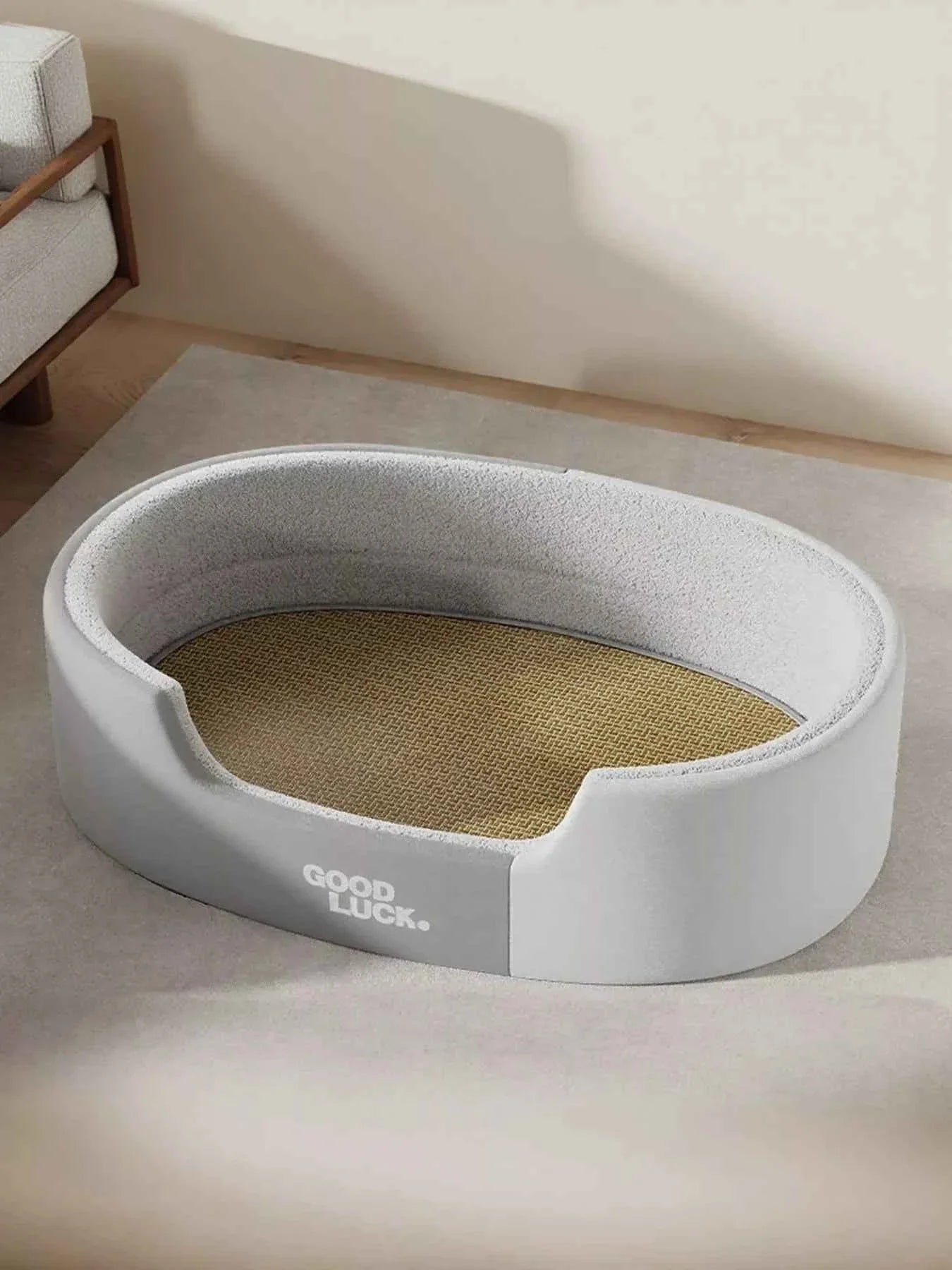 Plush Pet Nest - Two-Tone Thickened Oval Bed