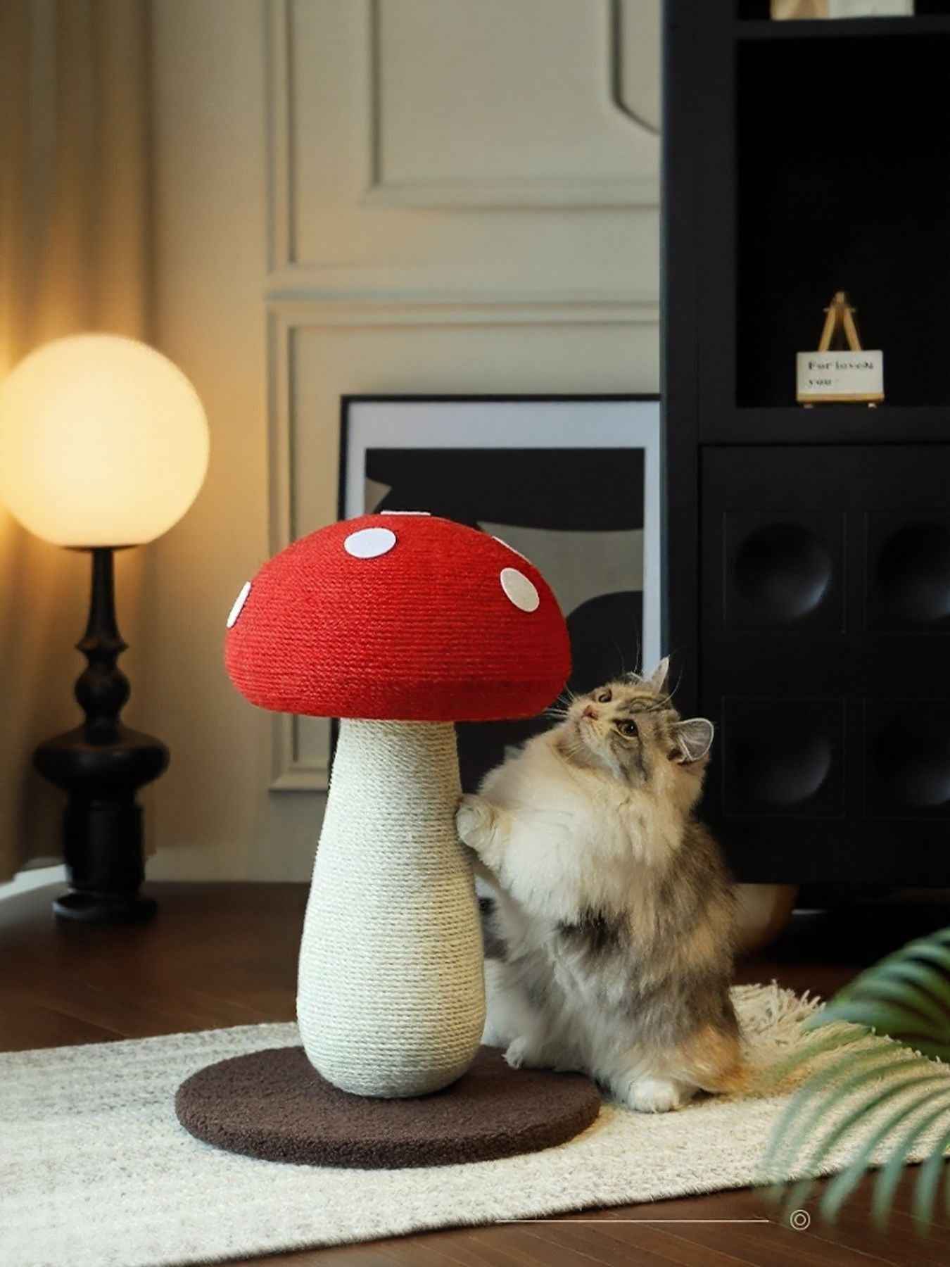 Mushroom-Shaped Cat Scratching Post