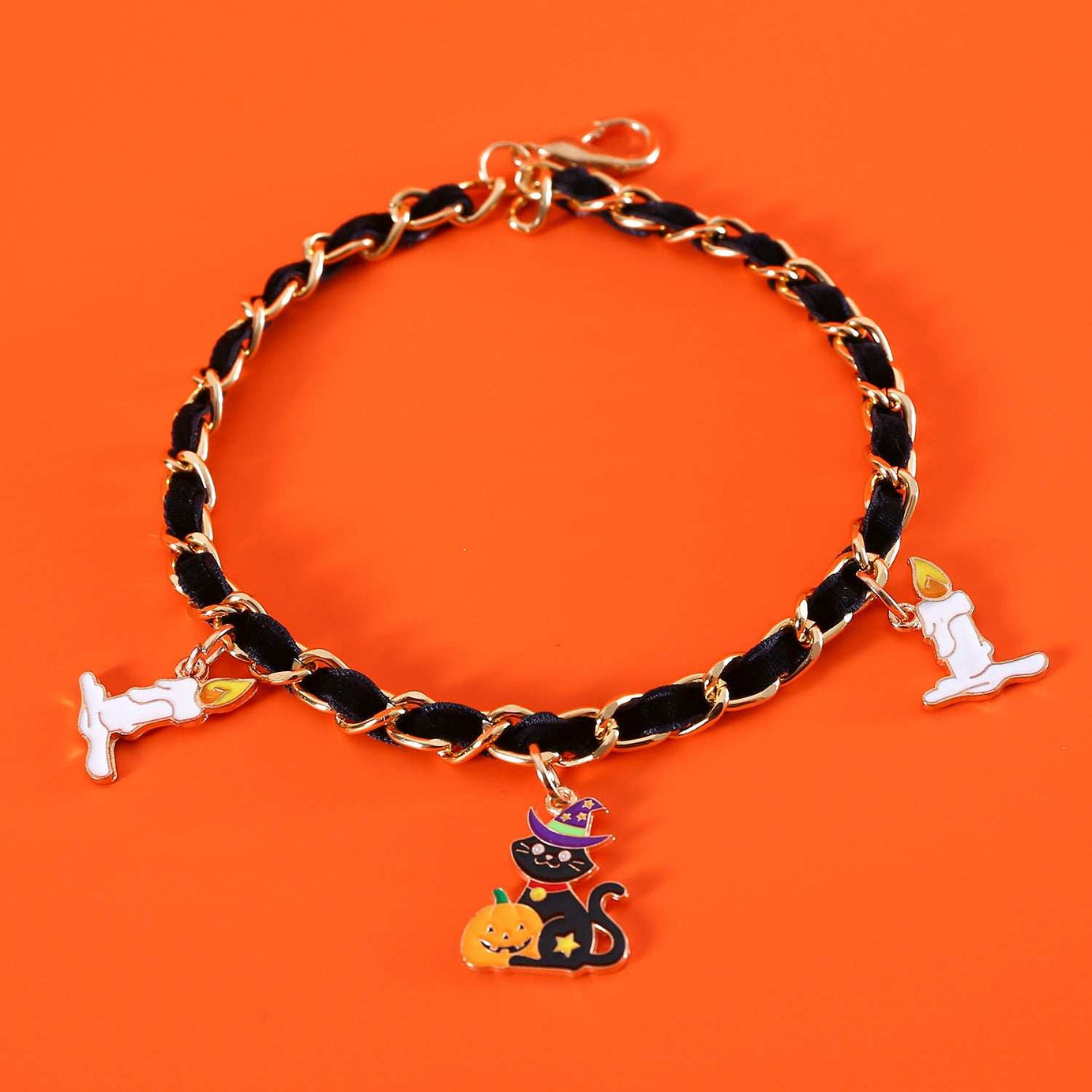 Luxurious Velvet Halloween Pet Collar - Gothic Bat Dripping Design