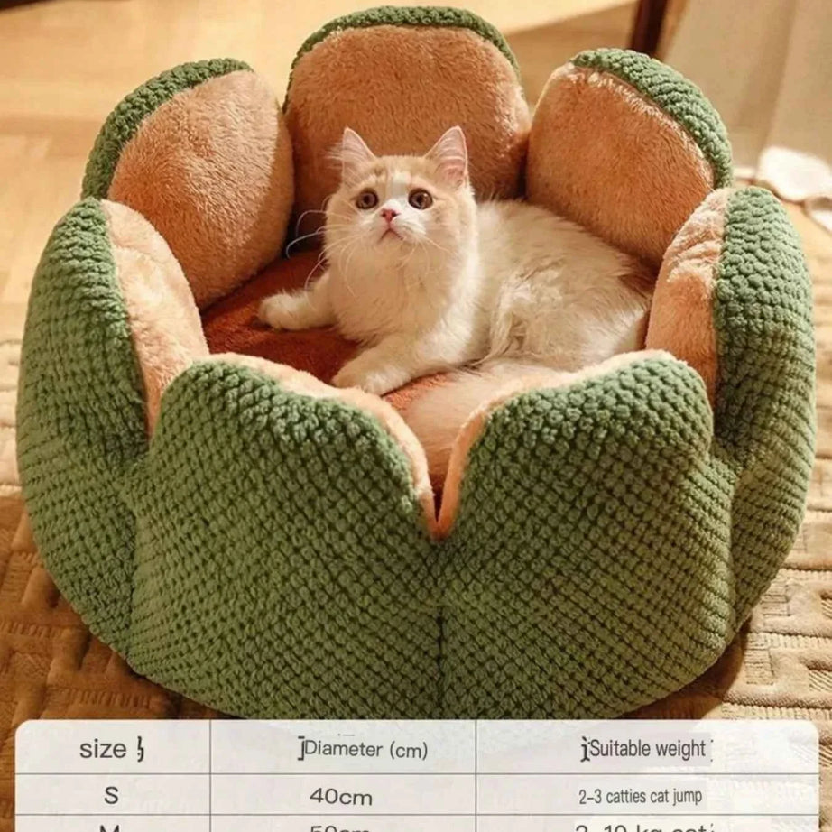 Plush Cozy Pet Nest - Fun Flower Petal