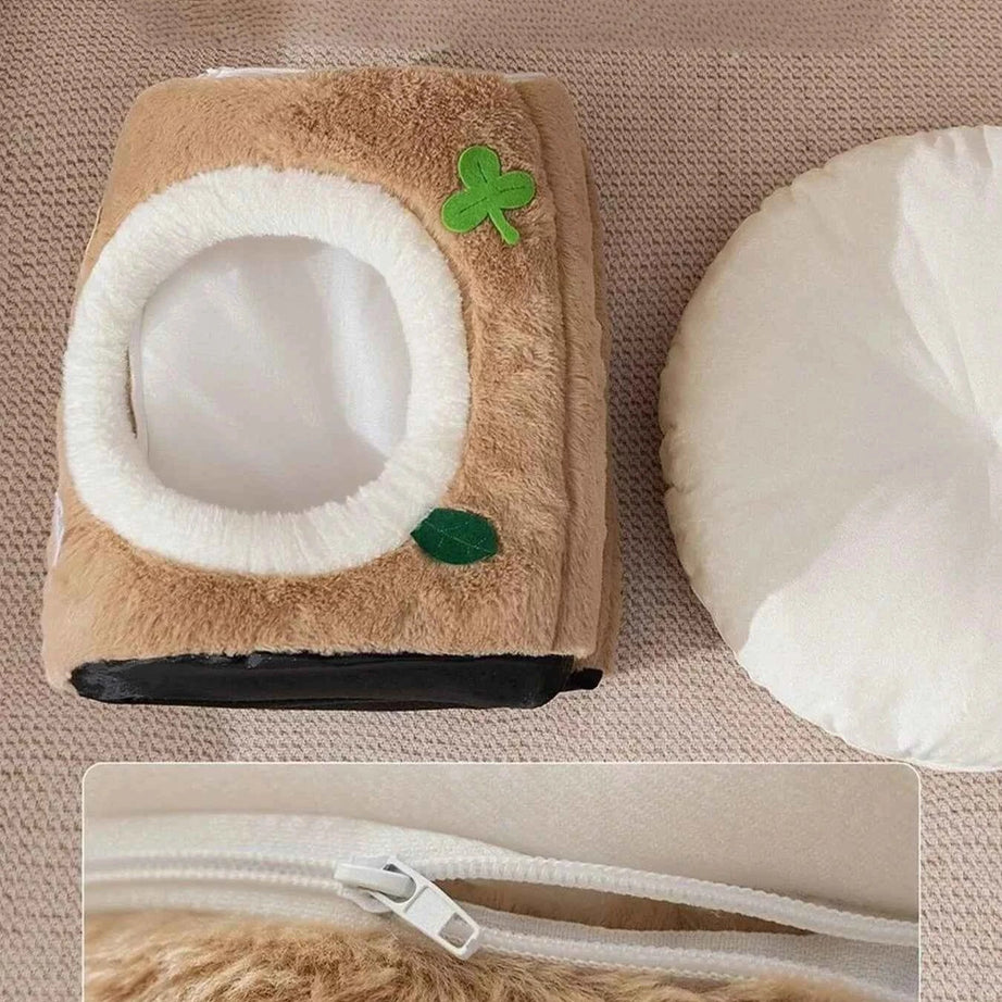 Pet Bed Tree Stump Shaped - Cozy Semi-Enclosed Cave