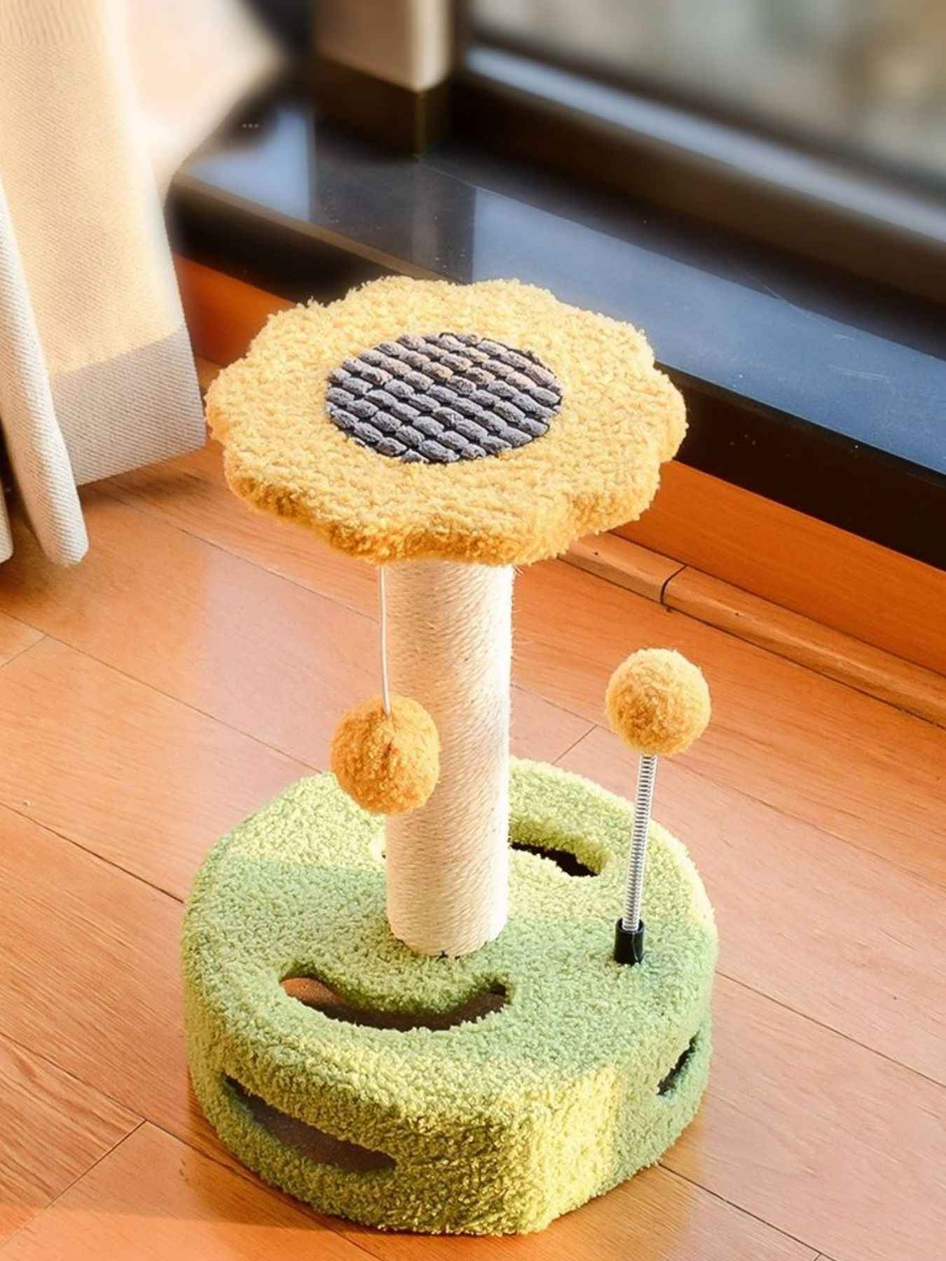 Cat Scratching Post Wooden - Interactive Toy with Dangling Balls