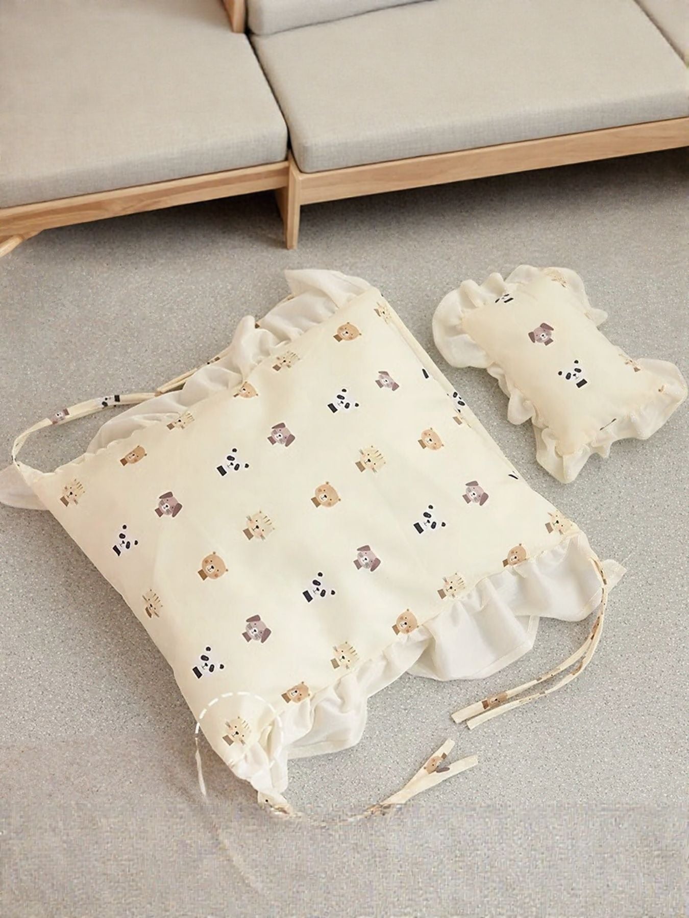 Wooden Pet Bed Frame - Miniature Bear Headboard with Bedding Set