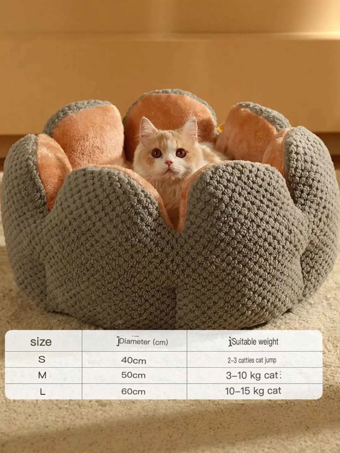Plush Cozy Pet Nest - Fun Flower Petal