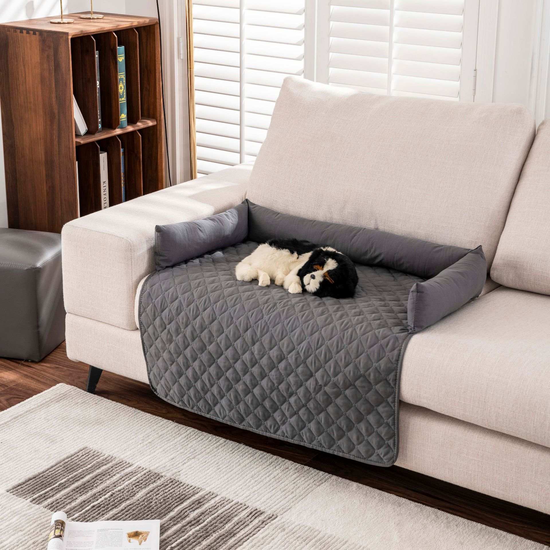 Waterproof Pet Mat with Side Bolsters - Furniture Protector Cover