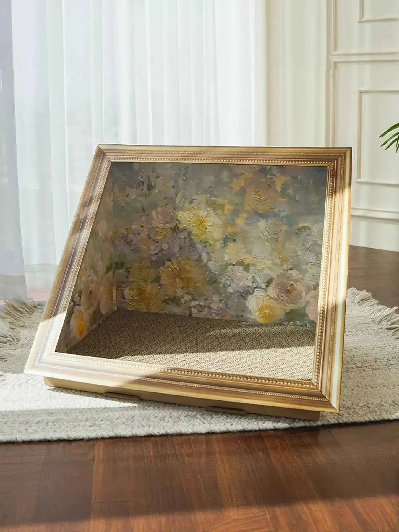 Cat Scratcher Nest - Unique Artistic Frame Look