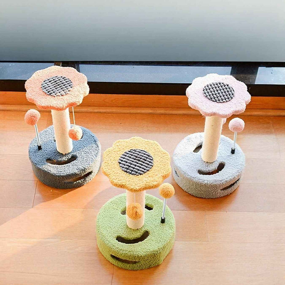 Cat Scratching Post Wooden - Interactive Toy with Dangling Balls
