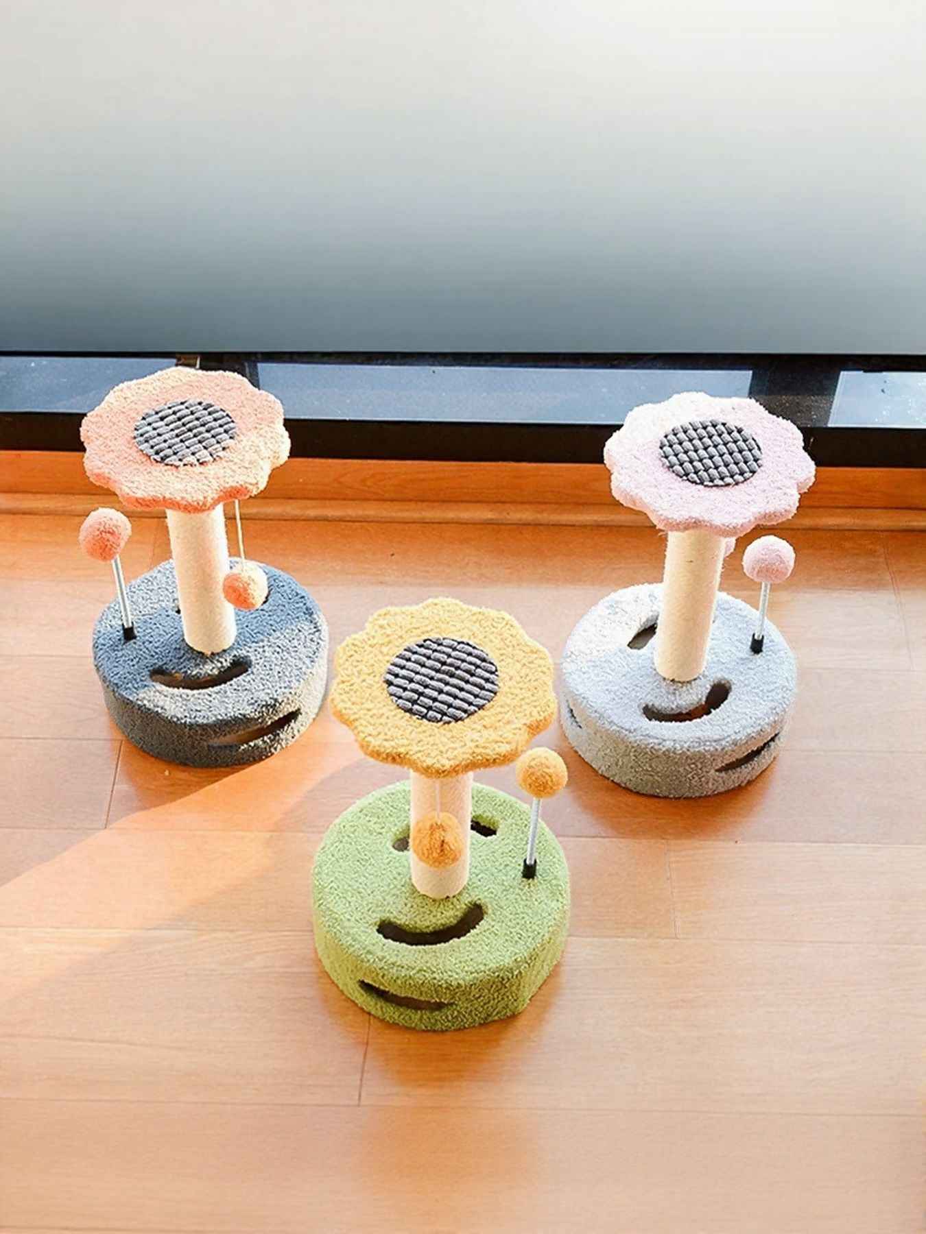 Cat Scratching Post Wooden - Interactive Toy with Dangling Balls