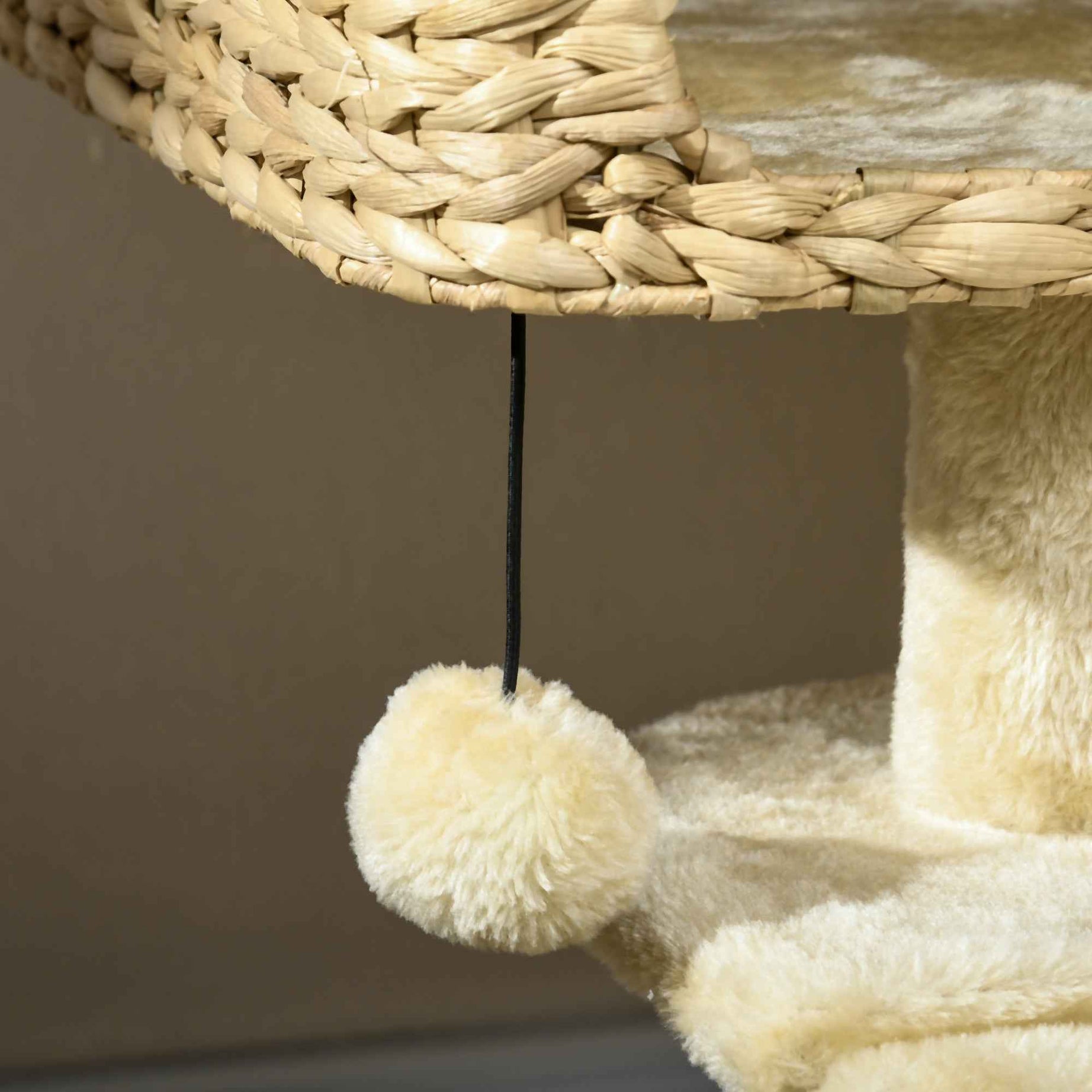 Cat Tree for Indoor Cats w/ Scratching Posts, Condo Cat Tower, Beige
