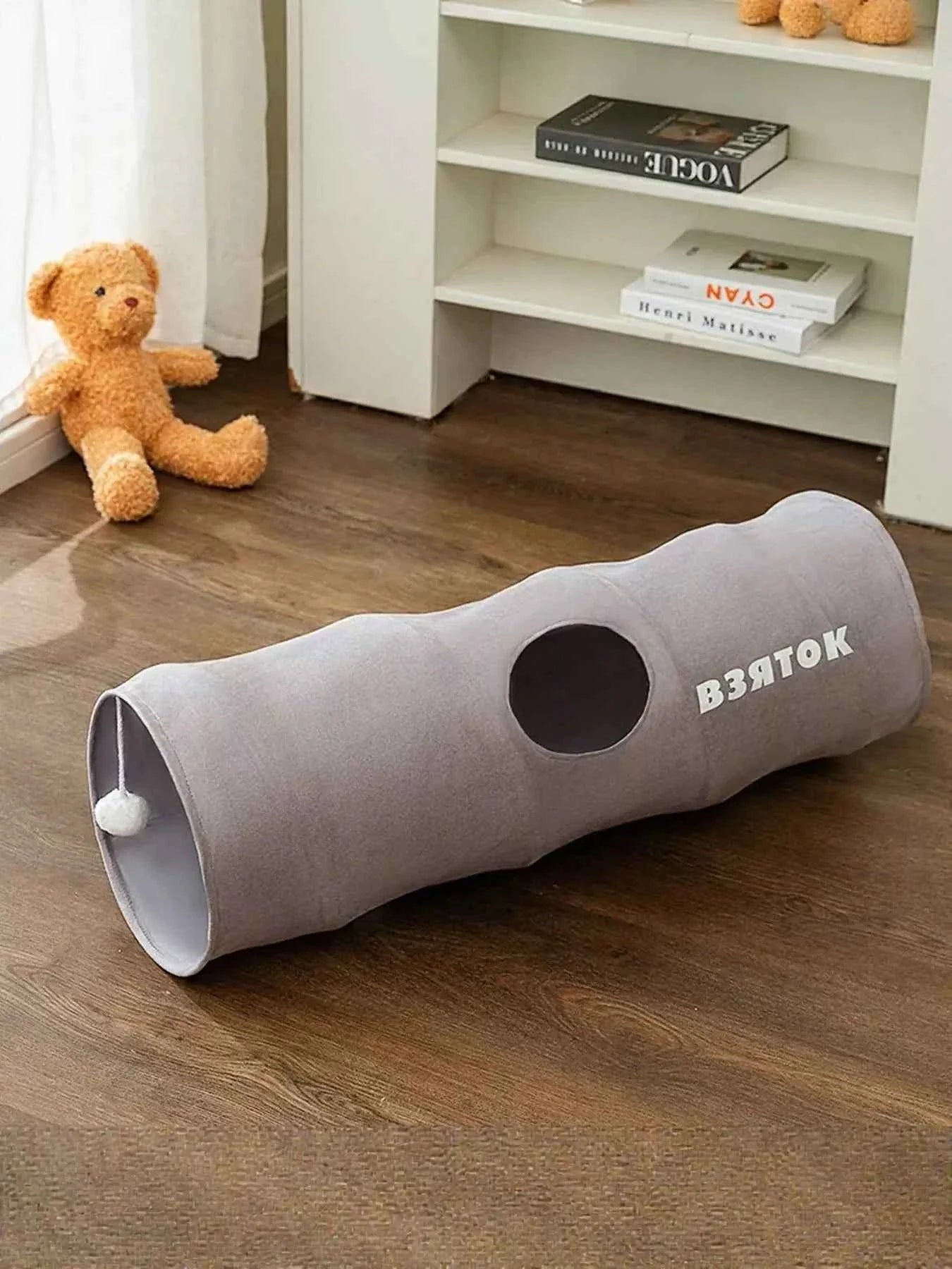 Foldable Cat Tunnel Toy - Peephole Bear Window