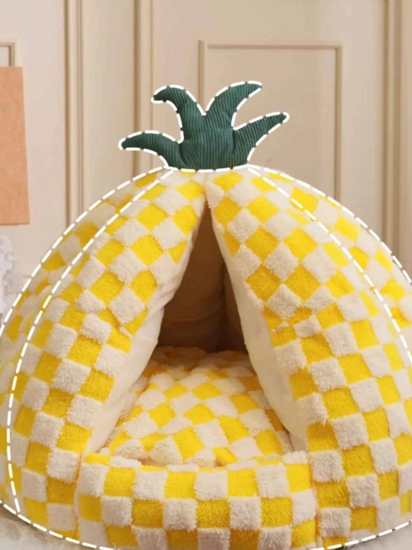 Pet Bed Pineapple Shaped - Cozy Semi-Enclosed Nest