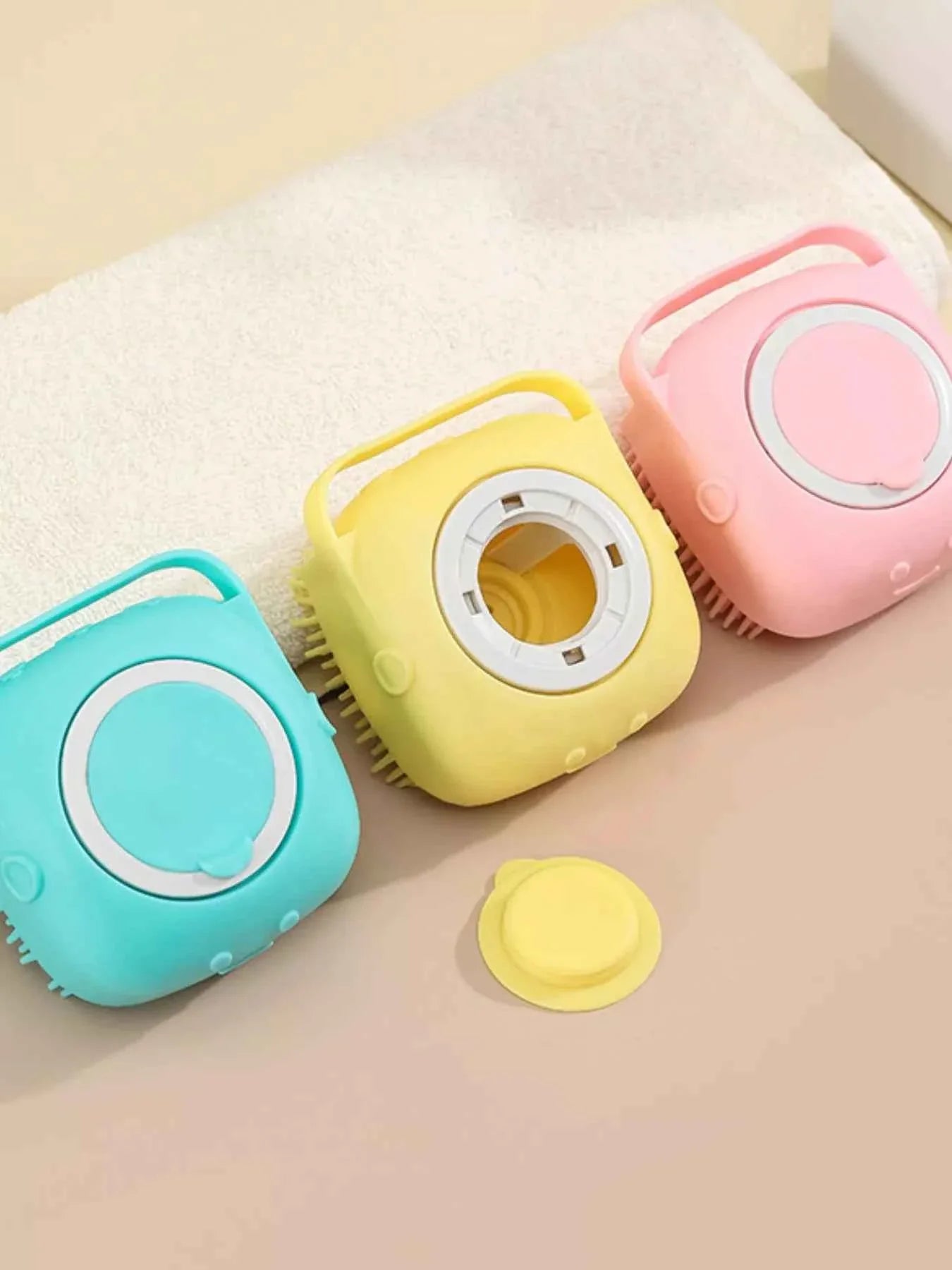 Pet Bath Brush - Cute Cartoon Silicone