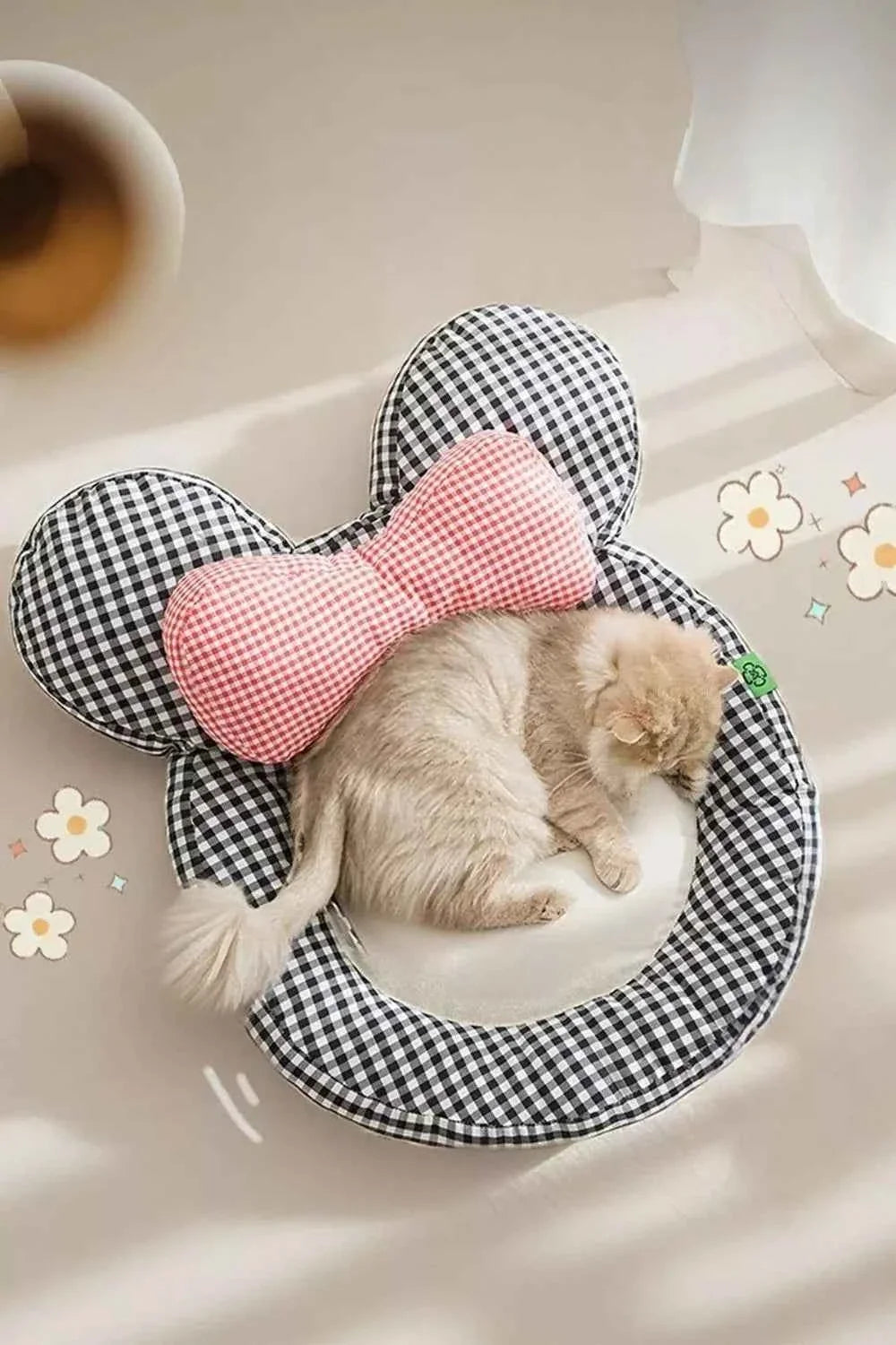 Pet Mat with Bow - Cartoon Plaid Design Bed