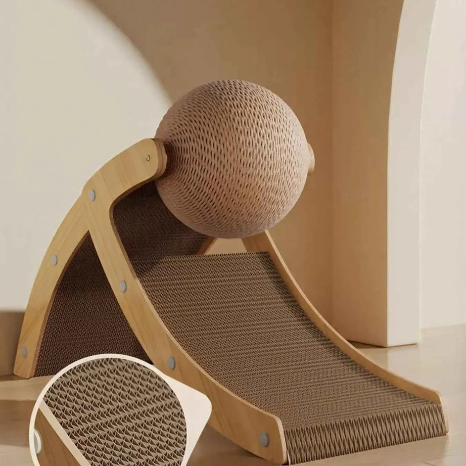 Cat Scratching Post - Interactive Ball & Ramp