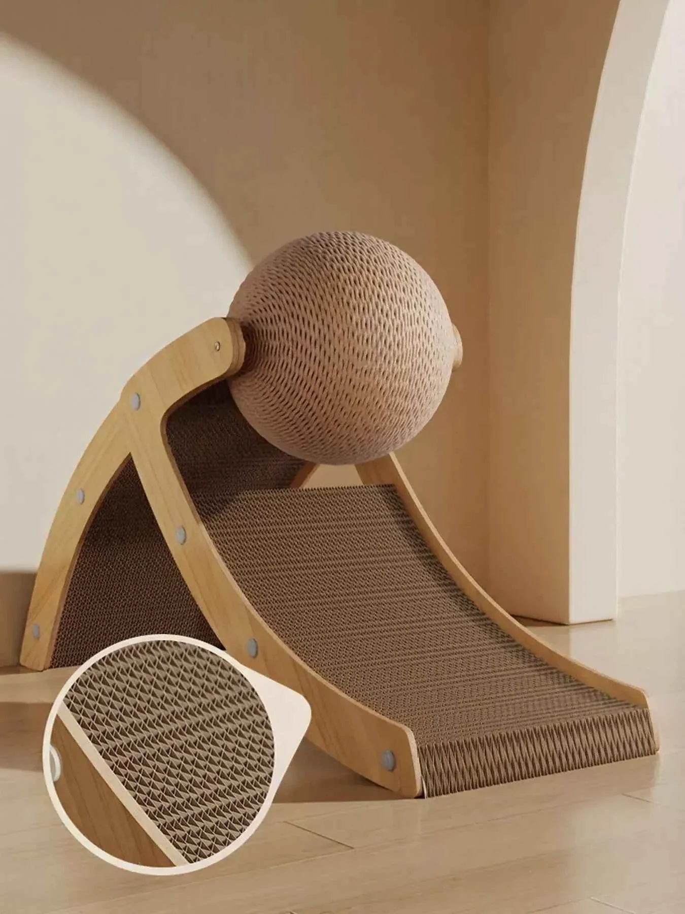 Cat Scratching Post - Interactive Ball & Ramp