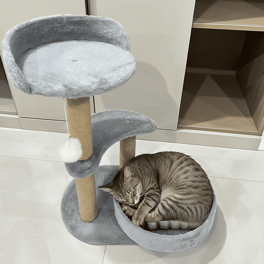 Luxury Cat Tree With Scratching Posts - Easy To Assemble, Wooden Fiber Structure, Suitable For Cats.