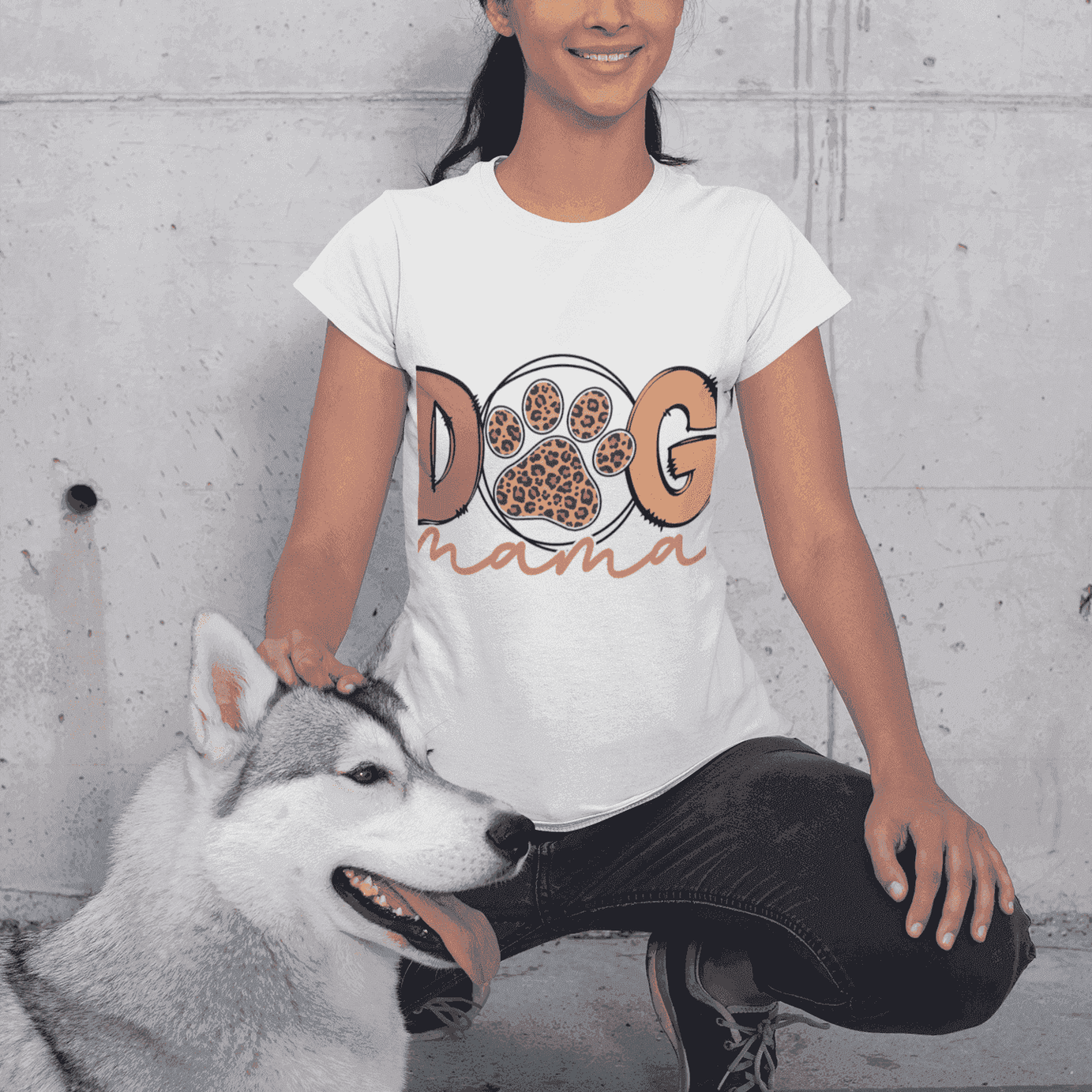 Dog Mama Tee - Women's Favorite Cute Dog Mom Shirt