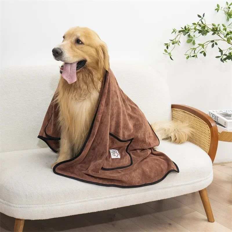 Pet Towel Dog Bathrobe Water Absorbent And Quick Drying Cleaning