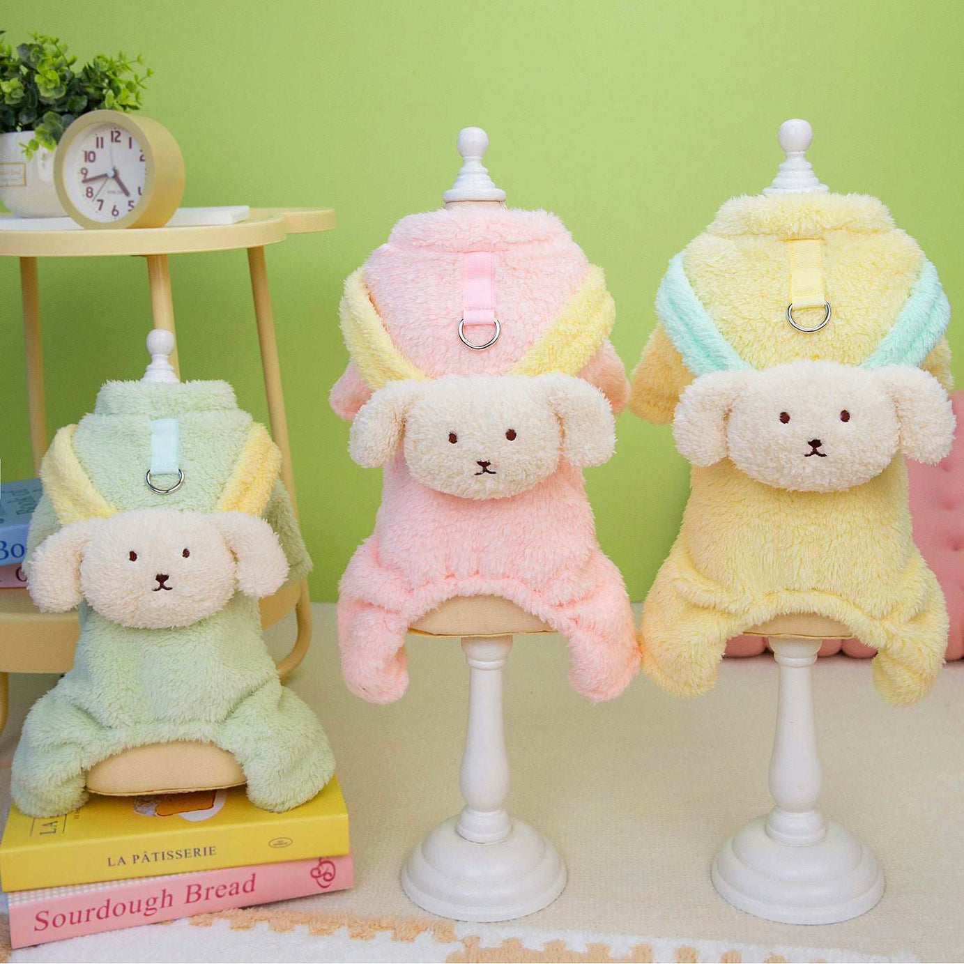 Small Dog Fluffy Four Legs Jumper with Cute Dog Back