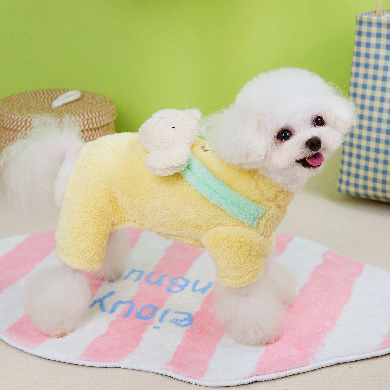 Small Dog Fluffy Four Legs Jumper with Cute Dog Back